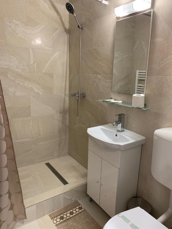 Motel Cet Arad Buitenkant foto