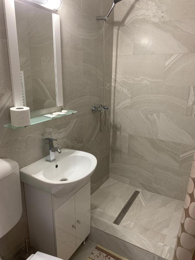 Motel Cet Arad Buitenkant foto